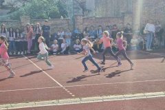 IMG-c93285b7640dd990e1680cec647931fc-V