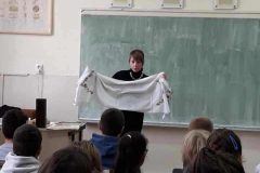 IMG-efde96154d04da875a867518b191c3fc-V